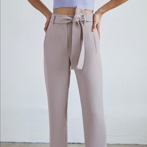 Aritzia Pants - Aritzia Wilfred Tie Front Pant